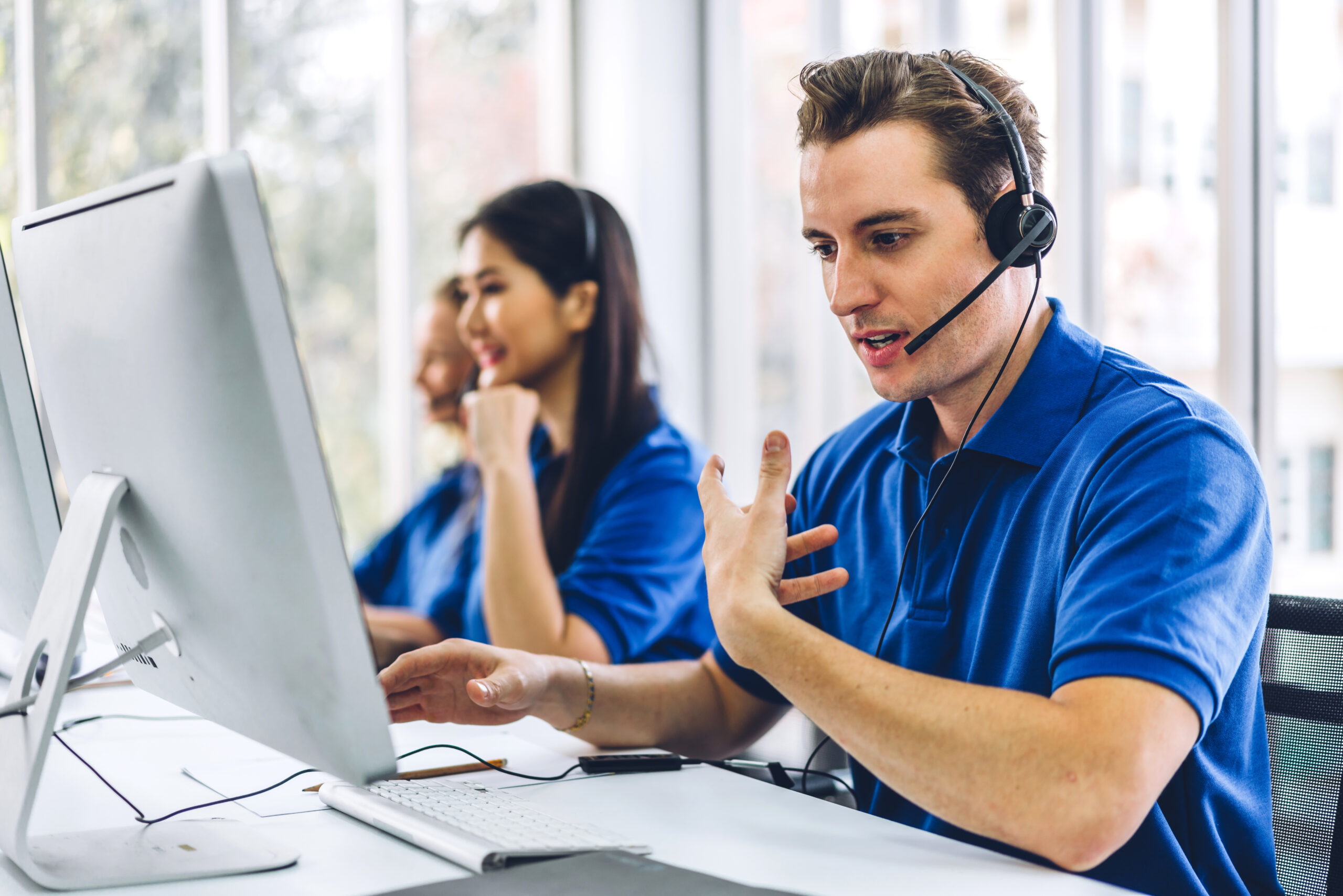 How to Train Your Customer Service Team for Success